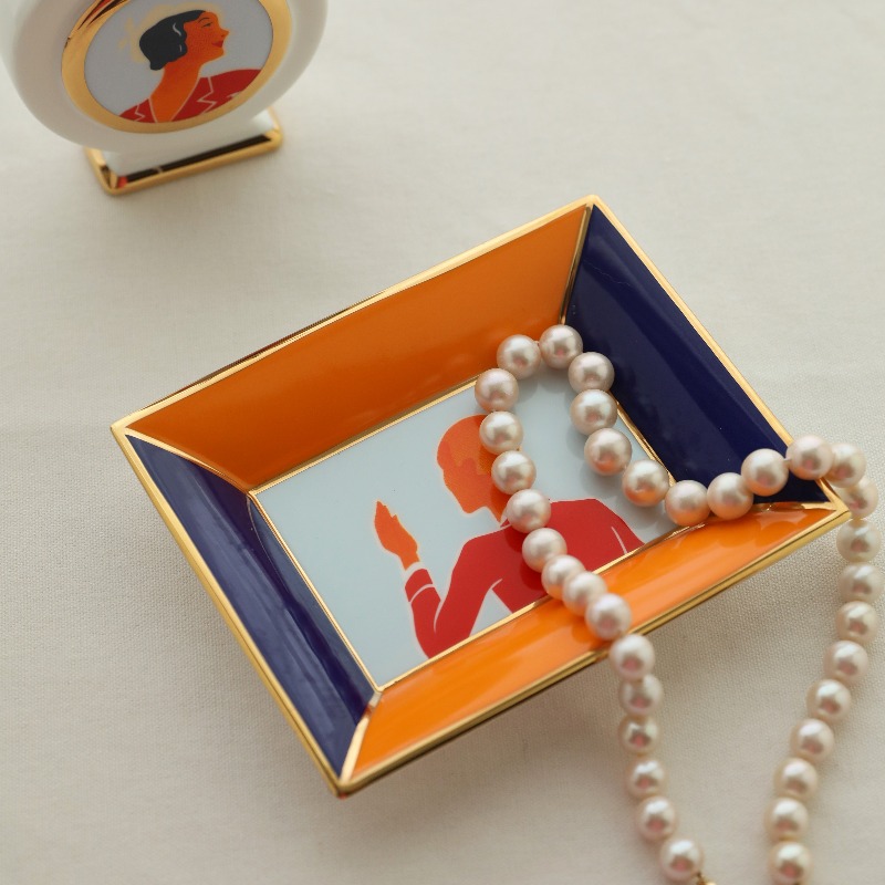 Ceramic Trinket Dish - Ceramiczna taca na biżuterię w stylu